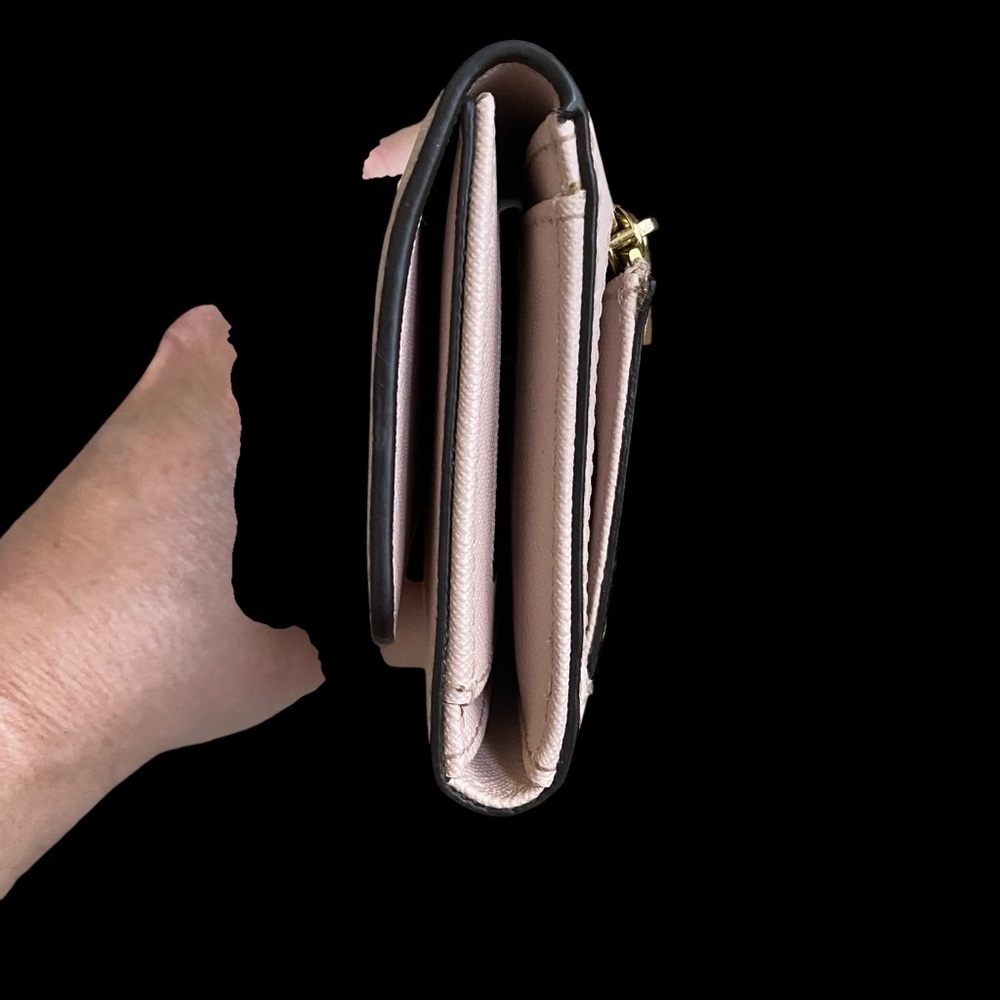 Michael Kors Jet Set Trifold Wallet - Picture 3 of 7